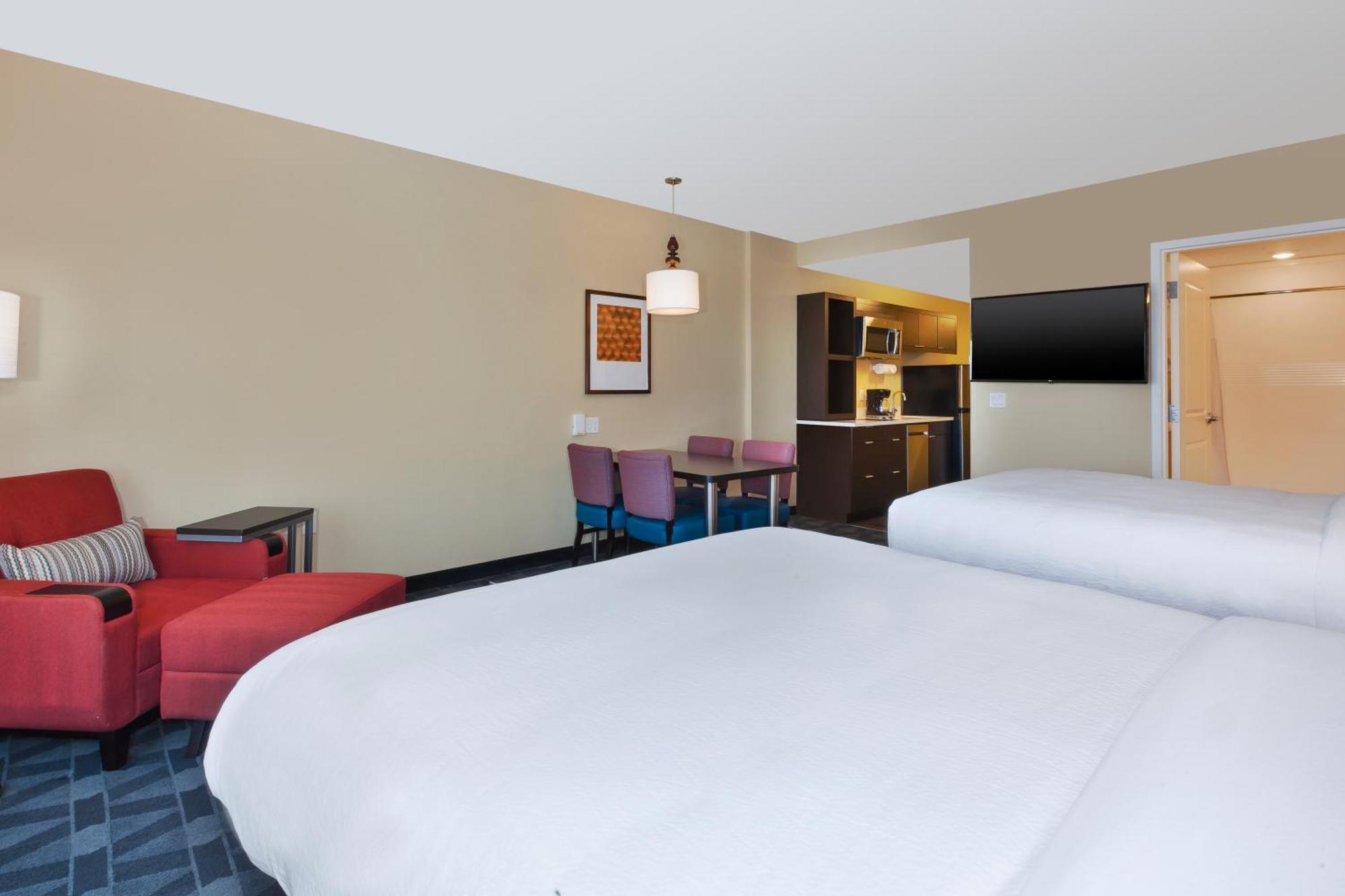 Towneplace Suites By Marriott Grand Rapids Airport Southeast Cascade Exterior foto