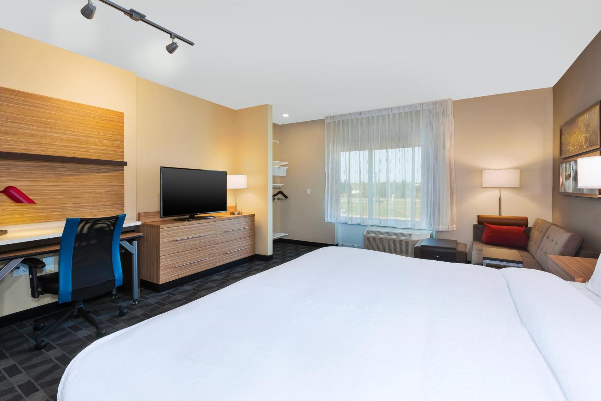 Towneplace Suites By Marriott Grand Rapids Airport Southeast Cascade Exterior foto