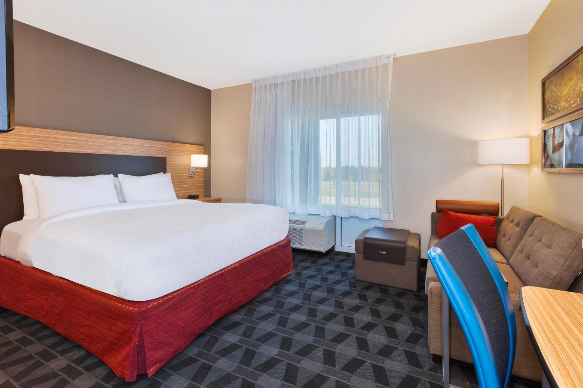 Towneplace Suites By Marriott Grand Rapids Airport Southeast Cascade Exterior foto