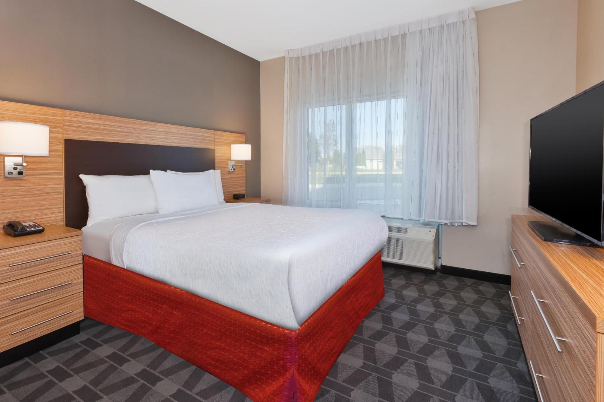 Towneplace Suites By Marriott Grand Rapids Airport Southeast Cascade Exterior foto